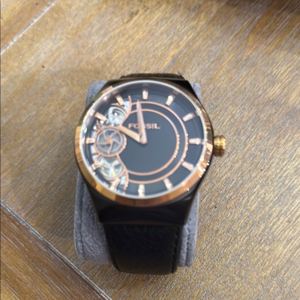 Fossil Twist Arkitext